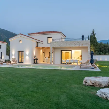 Ionian Trilogy Luxury Sami (Kefalonia)