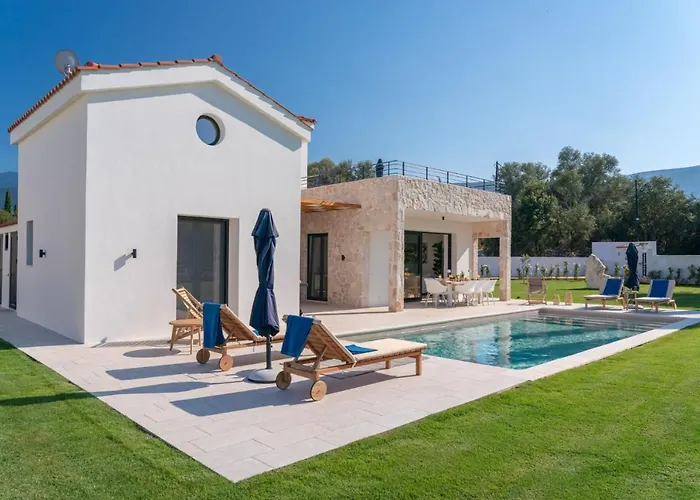 Ionian Trilogy Luxury Sami (Kefalonia)