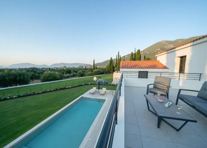 Ionian Trilogy Luxury Sami (Kefalonia)