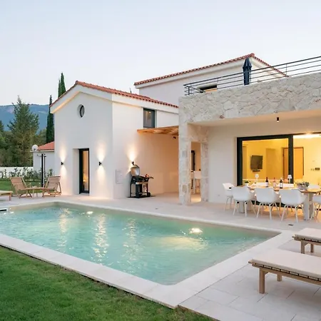 Ionian Trilogy Luxury Σάμη