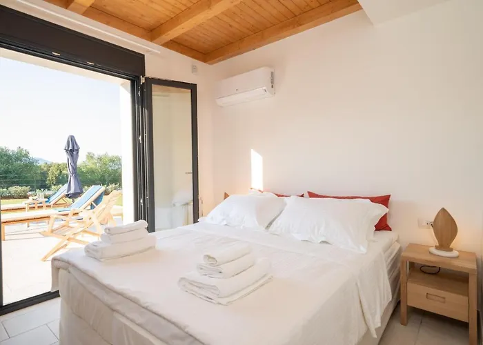 Ionian Trilogy Luxury Sami (Kefalonia)