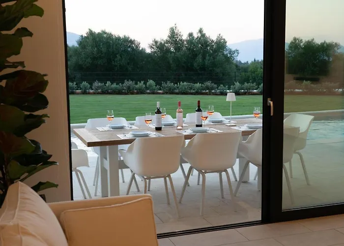 Ionian Trilogy Luxury Sami (Kefalonia)