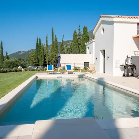 Ionian Trilogy Luxury Villa Számi