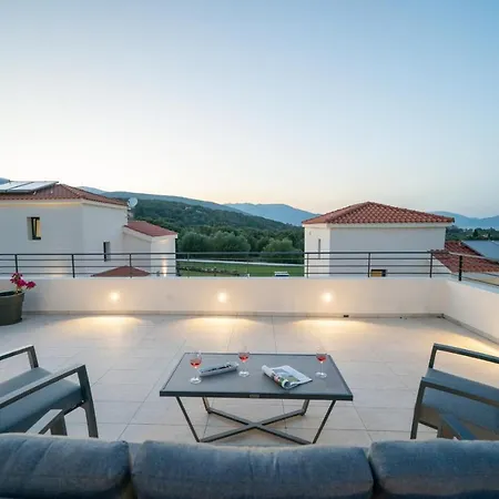 Ionian Trilogy Luxury Számi
